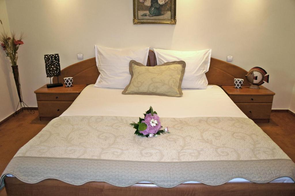 Agentia H Accommodation Boekarest Buitenkant foto