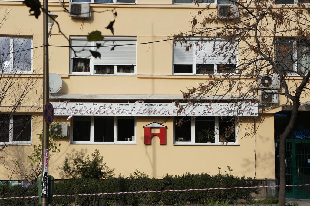 Agentia H Accommodation Boekarest Buitenkant foto