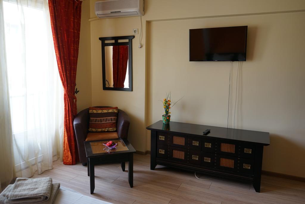 Agentia H Accommodation Boekarest Buitenkant foto